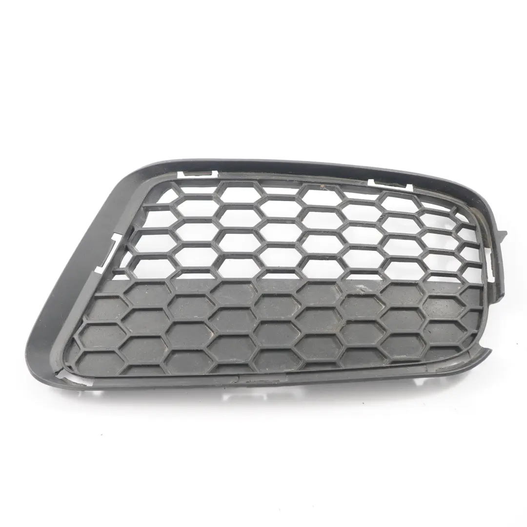 Grille ouverture partielle du pare-chocs avant Droite pour BMW E84 M Sport à propos du numéro de pièce 7845542 BMW E84 M Sport Grille ouverture partielle du pare-chocs avant Droite - SKU 7845542-1 - Numéro de pièce 7845542