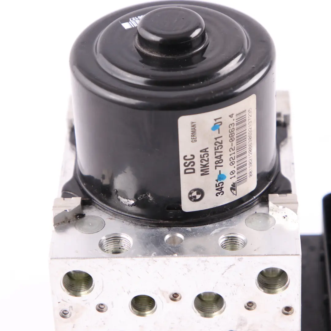 Pompa Hamulcowa ABS DSC Sterownik Moduł 7847521 do BMW F10 M5 F13 M6 o numerze 7845674 BMW F10 M5 F13 M6 Pompa Hamulcowa ABS DSC Sterownik Moduł 7847521 - SKU 7845674 - Numer Części 7845674