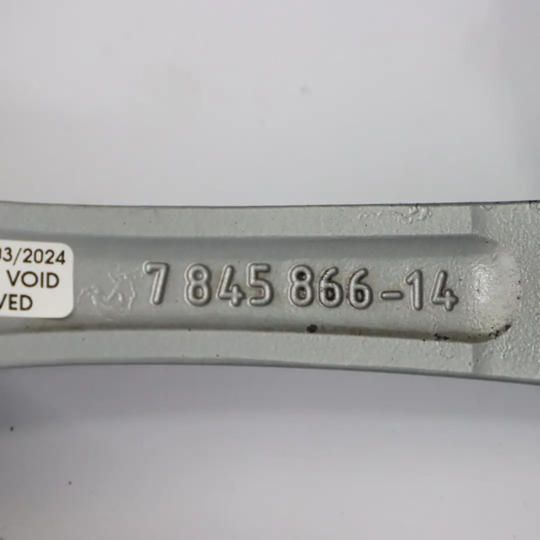 llanta trasera aleación plata 19 ET: 47 8.5J V Spoke 439 para BMW F30 F31 F32 con número de pieza 7845866 BMW F30 F31 F32 llanta trasera aleación plata 19 ET: 47 8.5J V Spoke 439 - SKU 7845866-1 - Número de pieza 7845866