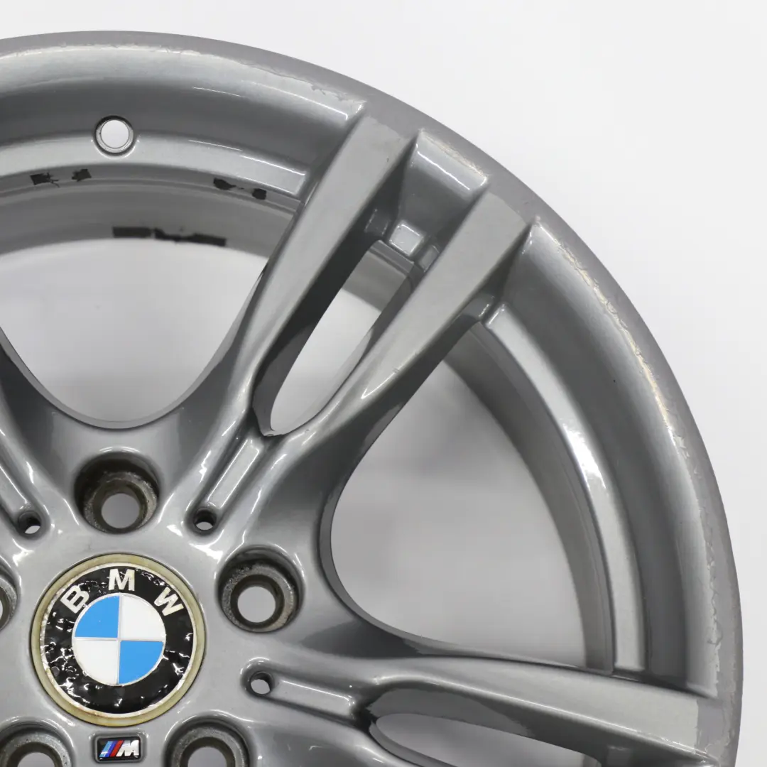 Llanta aleación gris 18" M Star Spoke 400 8J ET:34 para BMW F30 F31 F32 F33 con número de pieza 7845880 BMW F30 F31 F32 F33 Llanta aleación gris 18" M Star Spoke 400 8J ET:34 - SKU 7845880-10 - Número de pieza 7845880