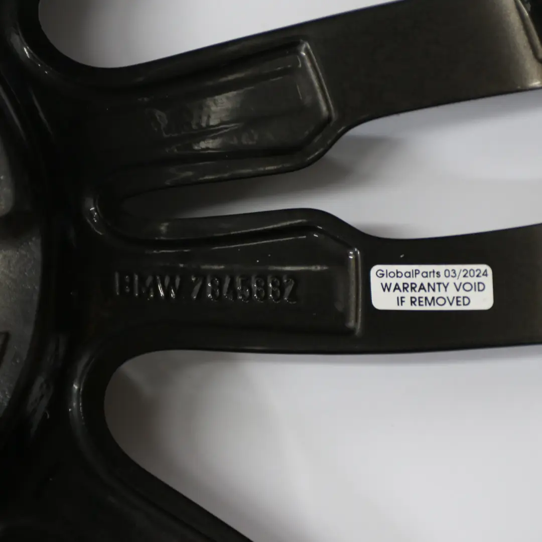 Przednia Felga Aluminiowa 19" 8J ET:36 M Star Spoke 403 do BMW F30 F31 o numerze 7845882 BMW F30 F31 Przednia Felga Aluminiowa 19" 8J ET:36 M Star Spoke 403 - SKU 7845882-6 - Numer Części 7845882