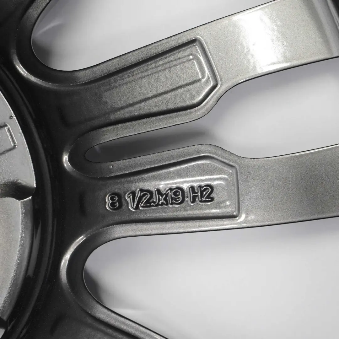 Komplettes Ferricgrey Alu Felge Alufelge 4x19" M Sternspeiche 403 für BMW F30 F31 mit Teilenummer 7845882/7845883 BMW F30 F31 Komplettes Ferricgrey Alu Felge Alufelge 4x19" M Sternspeiche 403 - SKU 7845882/7845883 - Teilenummer 7845882/7845883