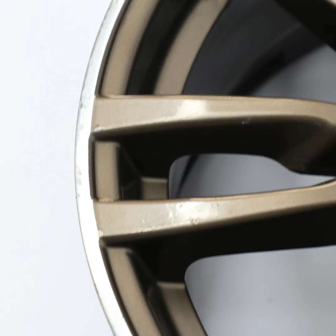 Cerchio anteriore in lega 19" 8J ET:36 M Star Spoke 403 per BMW F30 F31 F32 con numero di parte 7845882 BMW F30 F31 F32 Cerchio anteriore in lega 19" 8J ET:36 M Star Spoke 403 - SKU 7845882-7 - Numero di parte 7845882