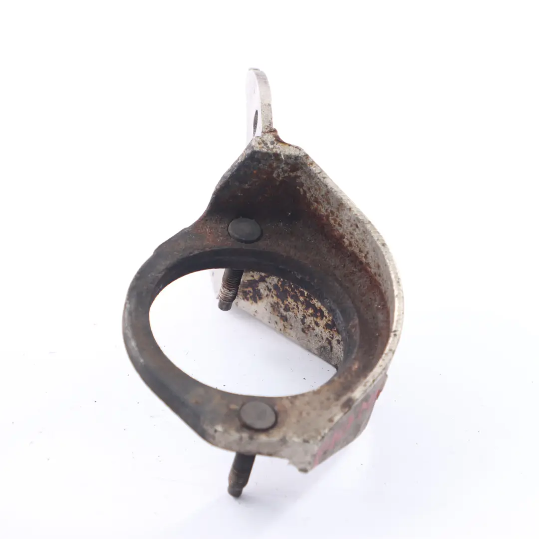 Mocowanie Uchwyt Katalizatora Wydechu Lewy Cyl 1-4 7846045 do BMW F10 M5 o numerze 7845884 BMW F10 M5 Mocowanie Uchwyt Katalizatora Wydechu Lewy Cyl 1-4 7846045 - SKU 7845884 - Numer Części 7845884