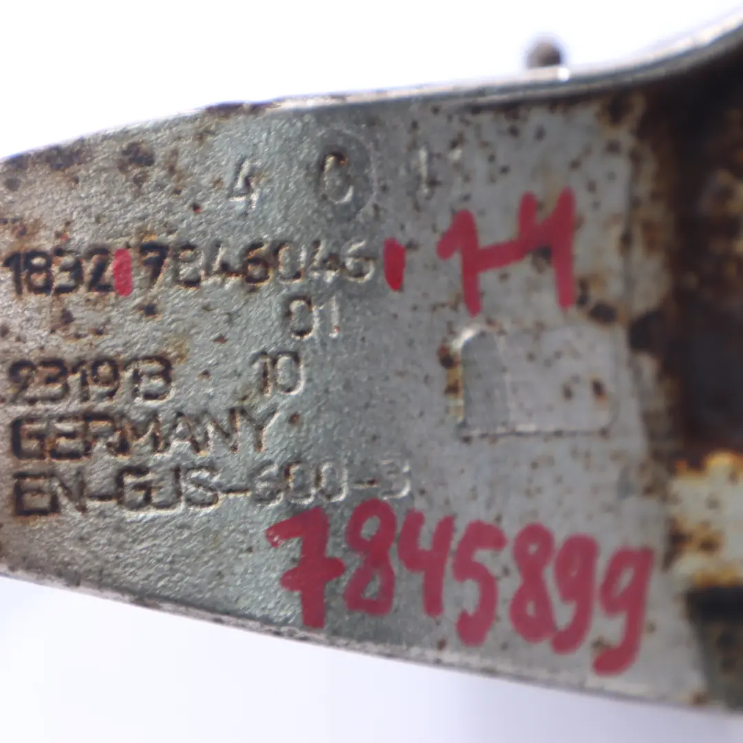 Katalysator halterung Auspuff halterung Rechts Zyl 5-8 7846046 für BMW F10 M5 mit Teilenummer 7845899 BMW F10 M5 Katalysator halterung Auspuff halterung Rechts Zyl 5-8 7846046 - SKU 7845899 - Teilenummer 7845899