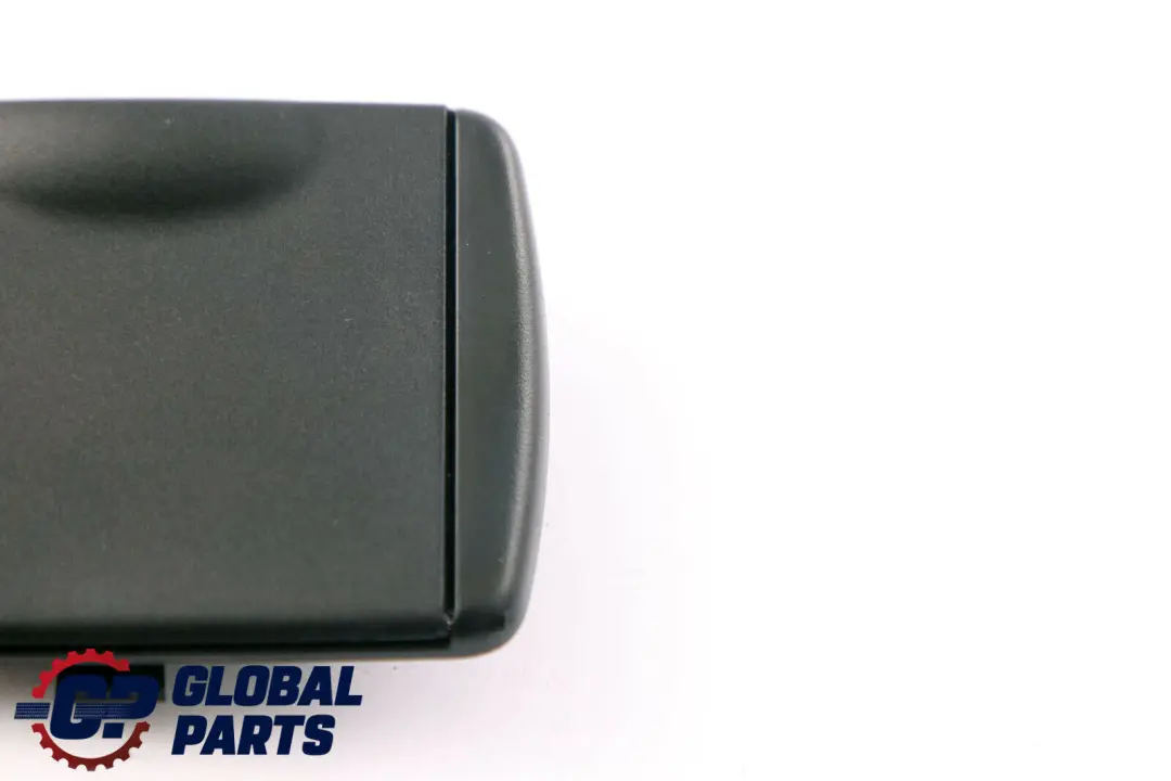 Cubierta Montaje Red Área de Carga Trasera Izquierda 7264703 para BMW F31 con número de pieza 7846219 BMW F31 Cubierta Montaje Red Área de Carga Trasera Izquierda 7264703 - SKU 7846219 - Número de pieza 7846219