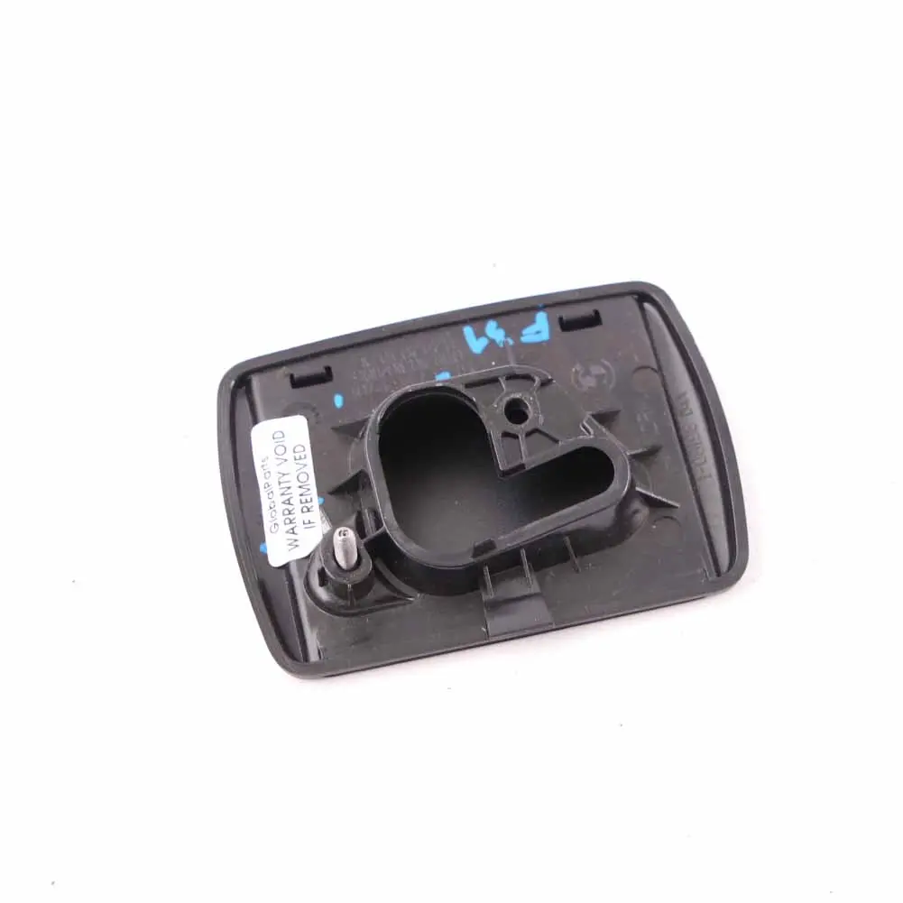 Cubierta Montaje Red Área De Carga Delantera Izquierda Negro 7264701 para BMW F31 con número de pieza 7846221 BMW F31 Cubierta Montaje Red Área De Carga Delantera Izquierda Negro 7264701 - SKU 7846221 - Número de pieza 7846221