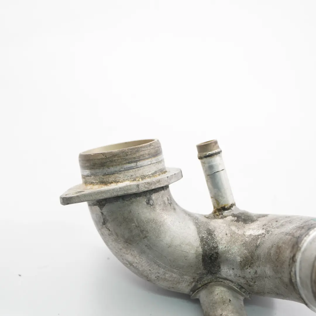 Tuyau de refroidissement Radiateur Connecteur 7843261 pour BMW F10 M5 F12 M6 à propos du numéro de pièce 7846363 BMW F10 M5 F12 M6 Tuyau de refroidissement Radiateur Connecteur 7843261 - SKU 7846363-1 - Numéro de pièce 7846363