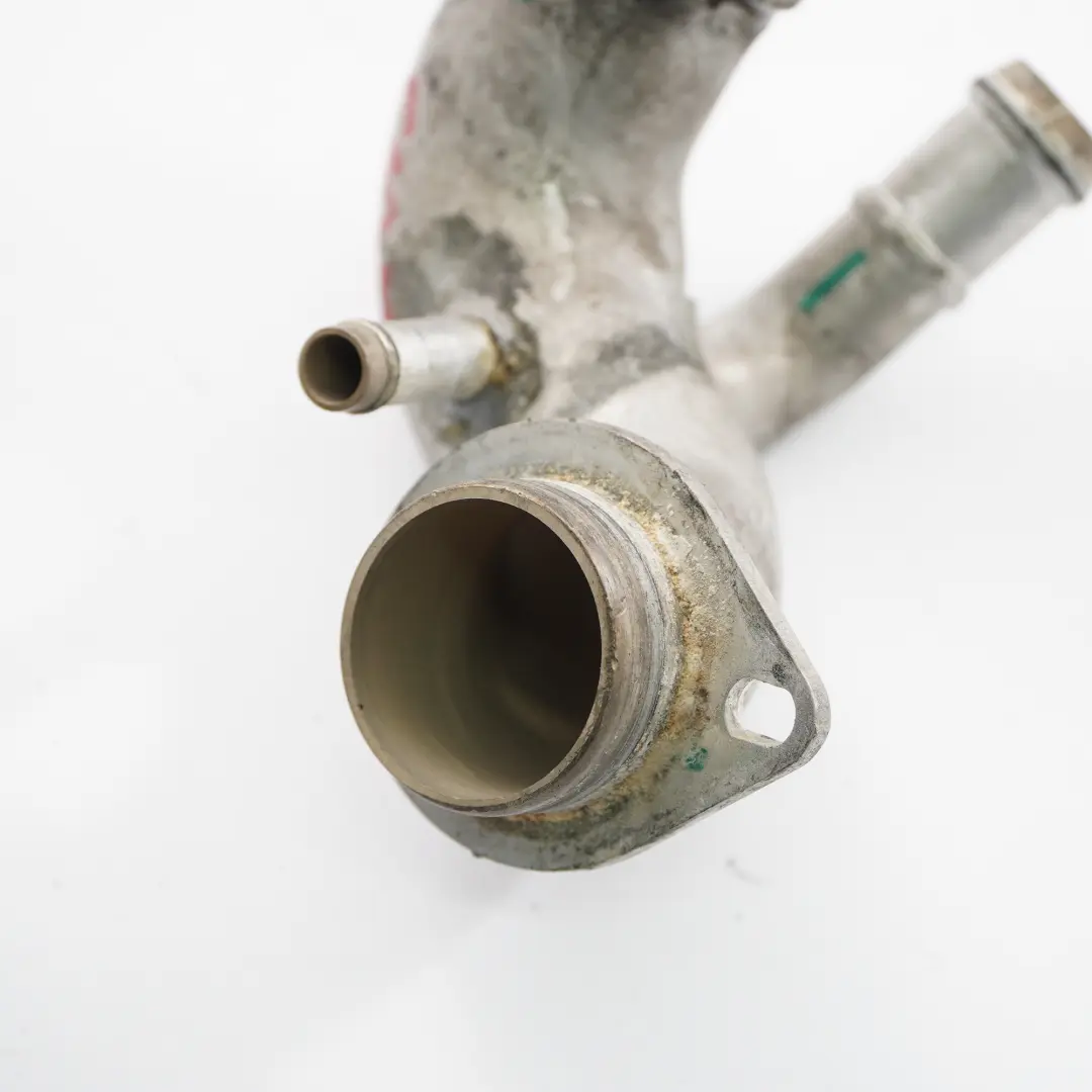 Tuyau de refroidissement Radiateur Connecteur 7843261 pour BMW F10 M5 F12 M6 à propos du numéro de pièce 7846363 BMW F10 M5 F12 M6 Tuyau de refroidissement Radiateur Connecteur 7843261 - SKU 7846363-1 - Numéro de pièce 7846363