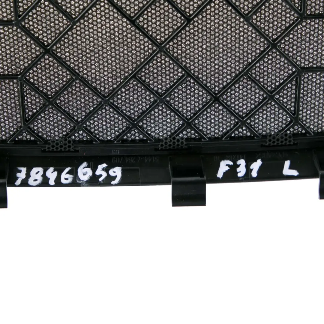 Cache haut parleur arrière gauche Toiture 7264709 pour BMW F31 LCI à propos du numéro de pièce 7846659 BMW F31 LCI Cache haut parleur arrière gauche Toiture 7264709 - SKU 7846659 - Numéro de pièce 7846659