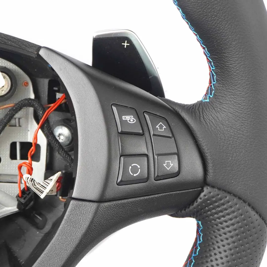 BMW X5 E70 LCI X6 E71 NEUF Noir Cuir M Sport Volant Sport M-tricolore Fils - SKU 7846670-2 - Numéro de pièce 7846670