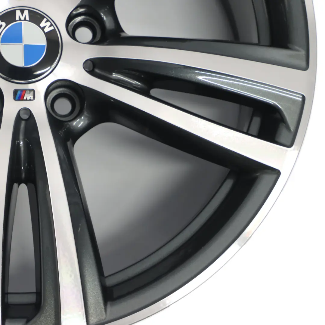 Cerchio in lega 19" M a doppie razze 442 8J ET:36 per BMW F30 F32 con numero di parte 7846780 BMW F30 F32 Cerchio in lega 19" M a doppie razze 442 8J ET:36 - SKU 7846780 - Numero di parte 7846780