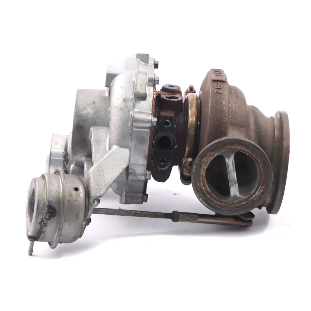 Turbocompressore BMW F10 M5 F13 M6 S63N Motore 5-8 cilindri Bi-Turbo per con numero di parte 7846919 Turbocompressore BMW F10 M5 F13 M6 S63N Motore 5-8 cilindri Bi-Turbo - SKU 7846919 - Numero di parte 7846919