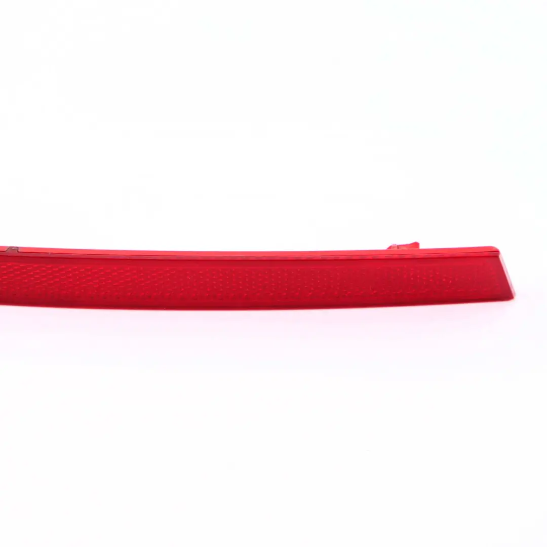 Garniture De Pare Chocs Arrière BMW F30 F31 Réflecteur Droit Rouge pour à propos du numéro de pièce 7847166 Garniture De Pare Chocs Arrière BMW F30 F31 Réflecteur Droit Rouge - SKU 7847166 - Numéro de pièce 7847166