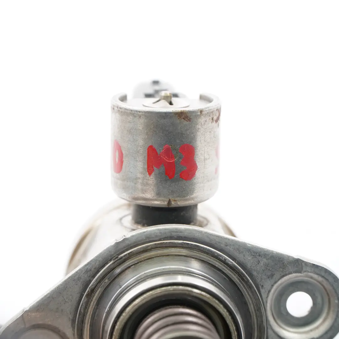 Pump BMW F80 M3 F82 M4 S55 Petrol High Pressure Injection to Fuel with Part number 7847204 Fuel Pump BMW F80 M3 F82 M4 S55 Petrol High Pressure Injection - SKU 7847204 - Part number 7847204