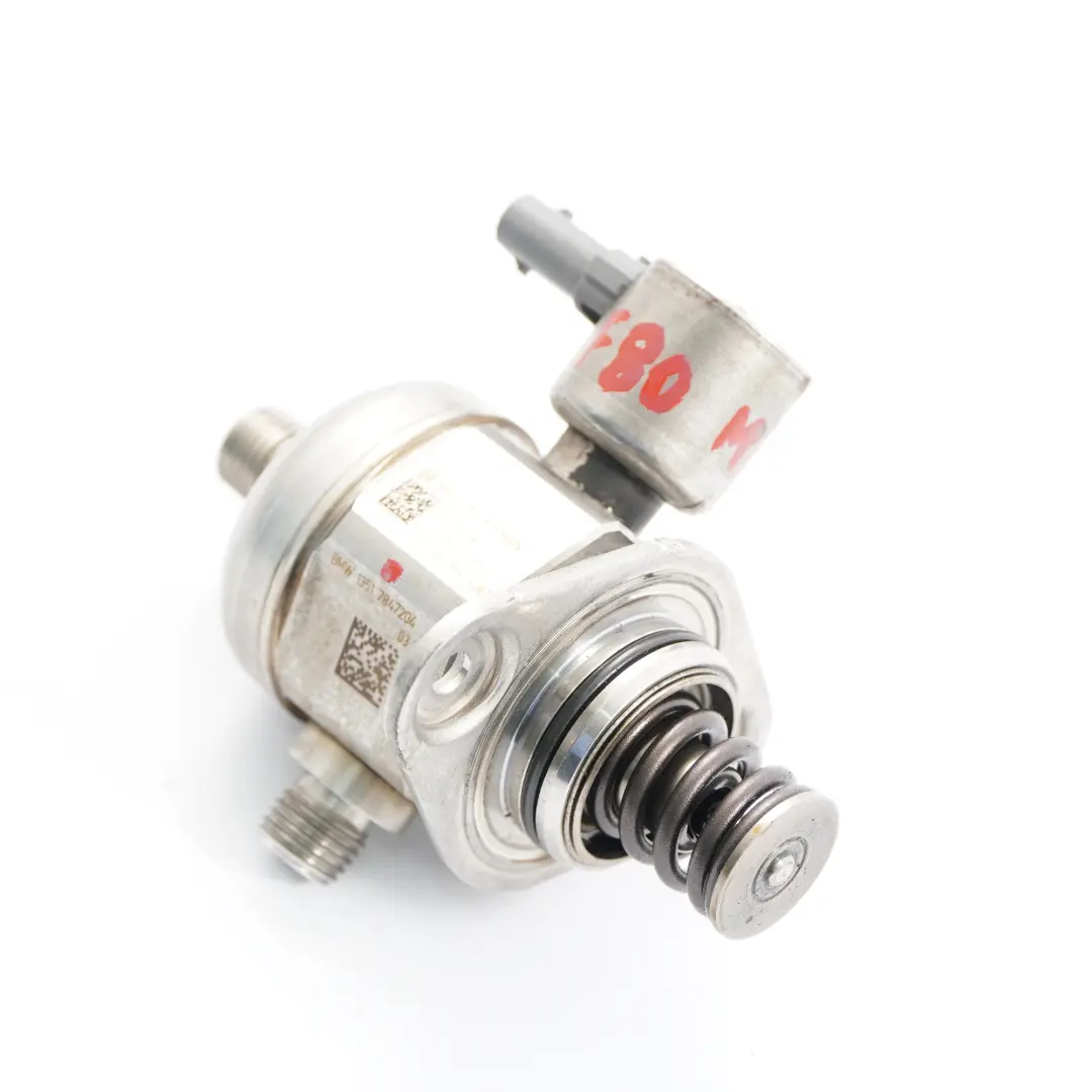 Pompe à essence BMW F80 M3 F82 M4 S55 Essence Haute pression d'injection pour à propos du numéro de pièce 7847204 Pompe à essence BMW F80 M3 F82 M4 S55 Essence Haute pression d'injection - SKU 7847204 - Numéro de pièce 7847204