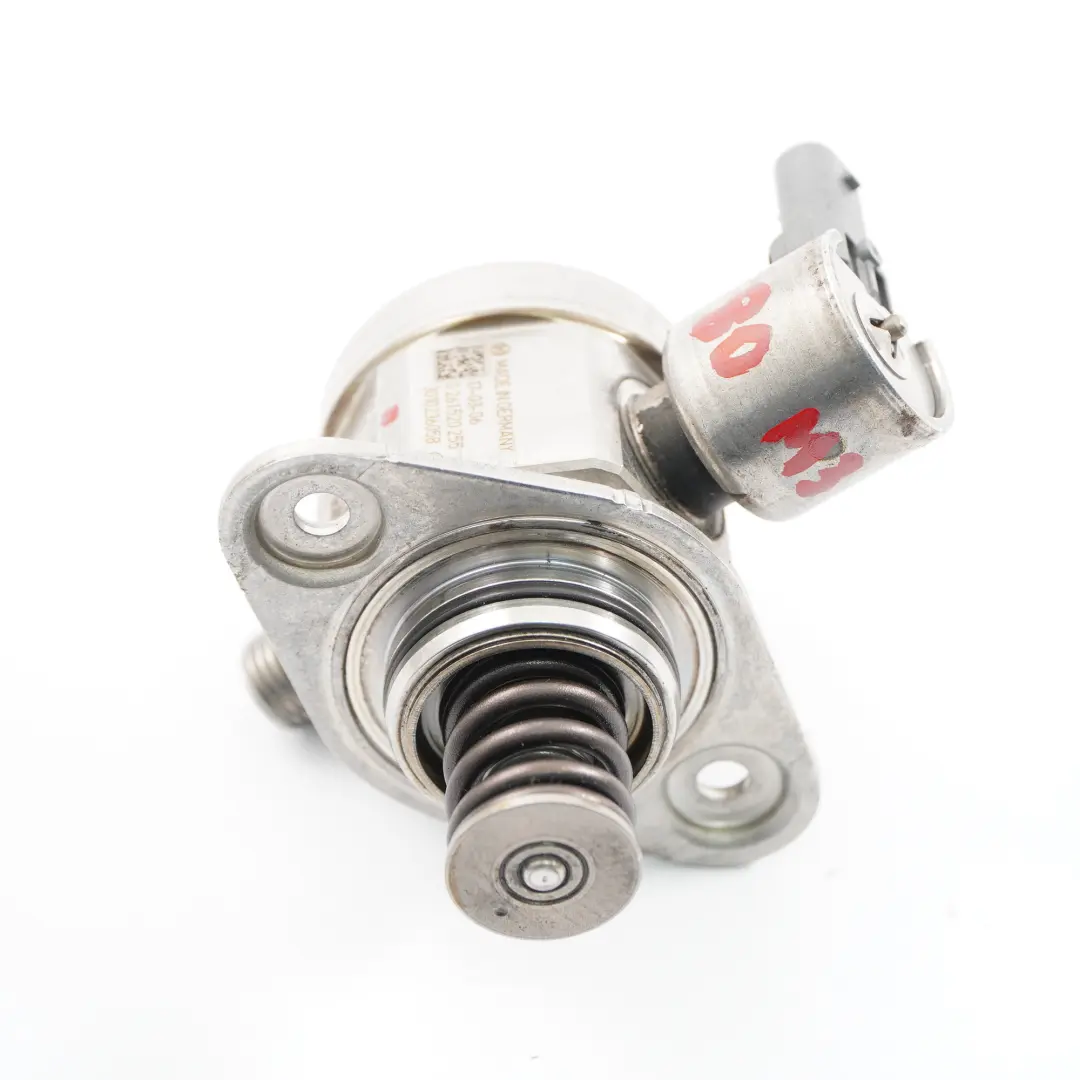 Pompe à essence BMW F80 M3 F82 M4 S55 Essence Haute pression d'injection pour à propos du numéro de pièce 7847204 Pompe à essence BMW F80 M3 F82 M4 S55 Essence Haute pression d'injection - SKU 7847204 - Numéro de pièce 7847204
