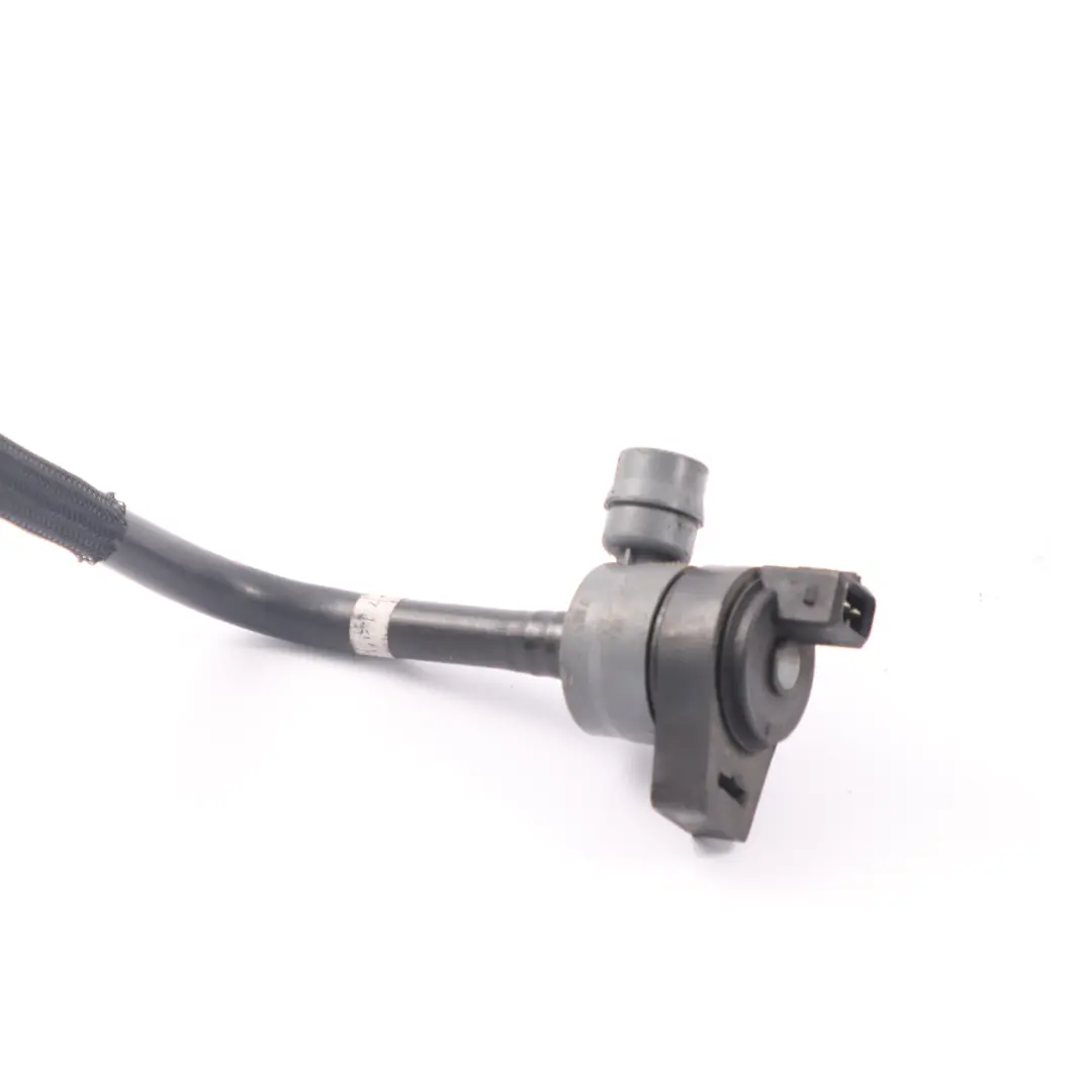 Tuyau ventilation BMW F10 M5 F13 M6 Respirateur réservoir carburant 5-8 7843216 pour à propos du numéro de pièce 7847244 Tuyau ventilation BMW F10 M5 F13 M6 Respirateur réservoir carburant 5-8 7843216 - SKU 7847244 - Numéro de pièce 7847244