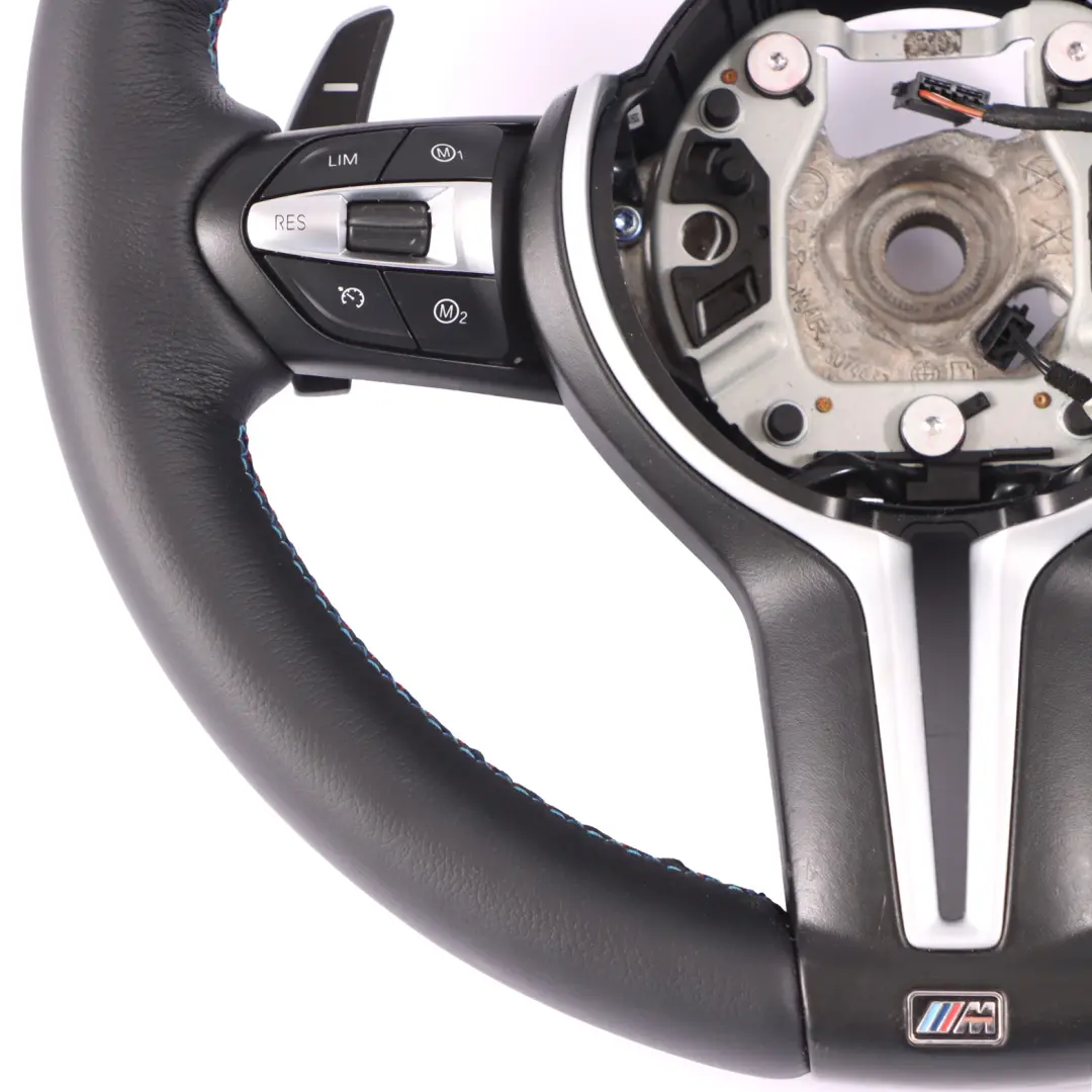 NUOVA Pelle Nera/ Alcantara M Sport Riscaldato Volante Paddle per BMW F80 M3 F82 M4 con numero di parte 7847607 BMW F80 M3 F82 M4 NUOVA Pelle Nera/ Alcantara M Sport Riscaldato Volante Paddle - SKU 7847607-1 - Numero di parte 7847607
