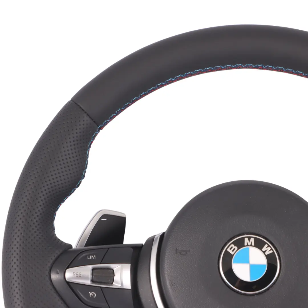 NUEVO Volante De cuero negro Paddle Shift para BMW F20 F21 F30 F31 F32 M Sport con número de pieza 7848338 BMW F20 F21 F30 F31 F32 M Sport NUEVO Volante De cuero negro Paddle Shift - SKU 7848338-3-SET - Número de pieza 7848338
