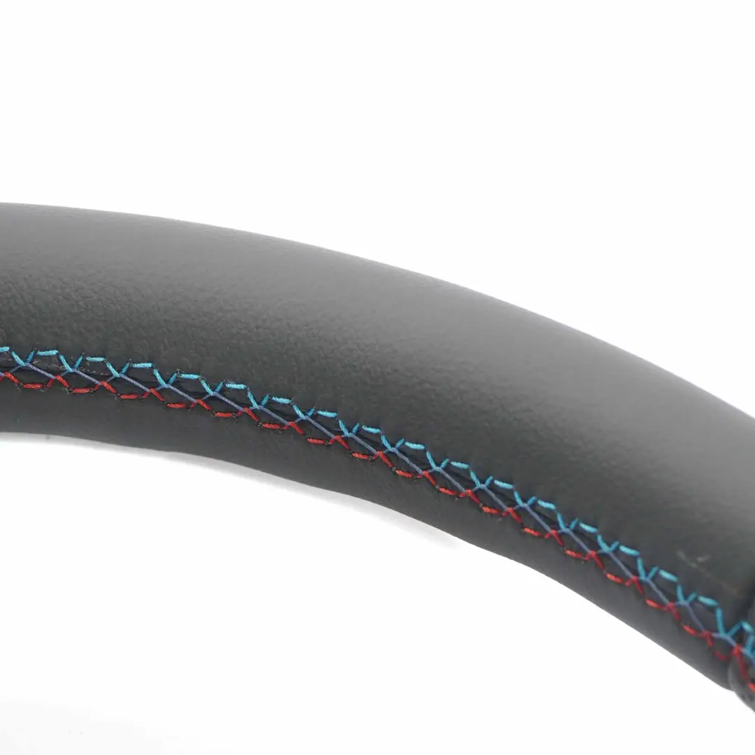 Nuova Pelle M Sport Volante Sportivo Palette Cambio per BMW F20 F21 F22 F30 F31 F32 con numero di parte 7848338 BMW F20 F21 F22 F30 F31 F32 Nuova Pelle M Sport Volante Sportivo Palette Cambio - SKU 7848338-3 - Numero di parte 7848338