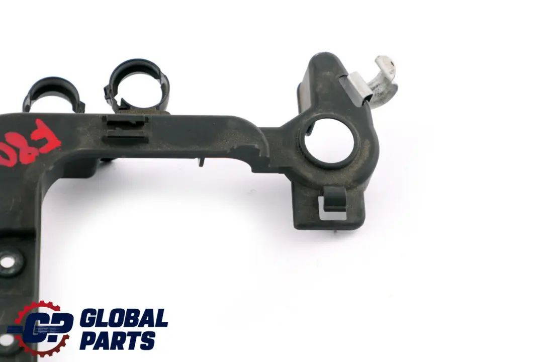 Holder Sistema De admision De aire para BMW F87 M2 LCI F80 M3 con número de pieza 7848491 BMW F87 M2 LCI F80 M3 Holder Sistema De admision De aire - SKU 7848491 - Número de pieza 7848491