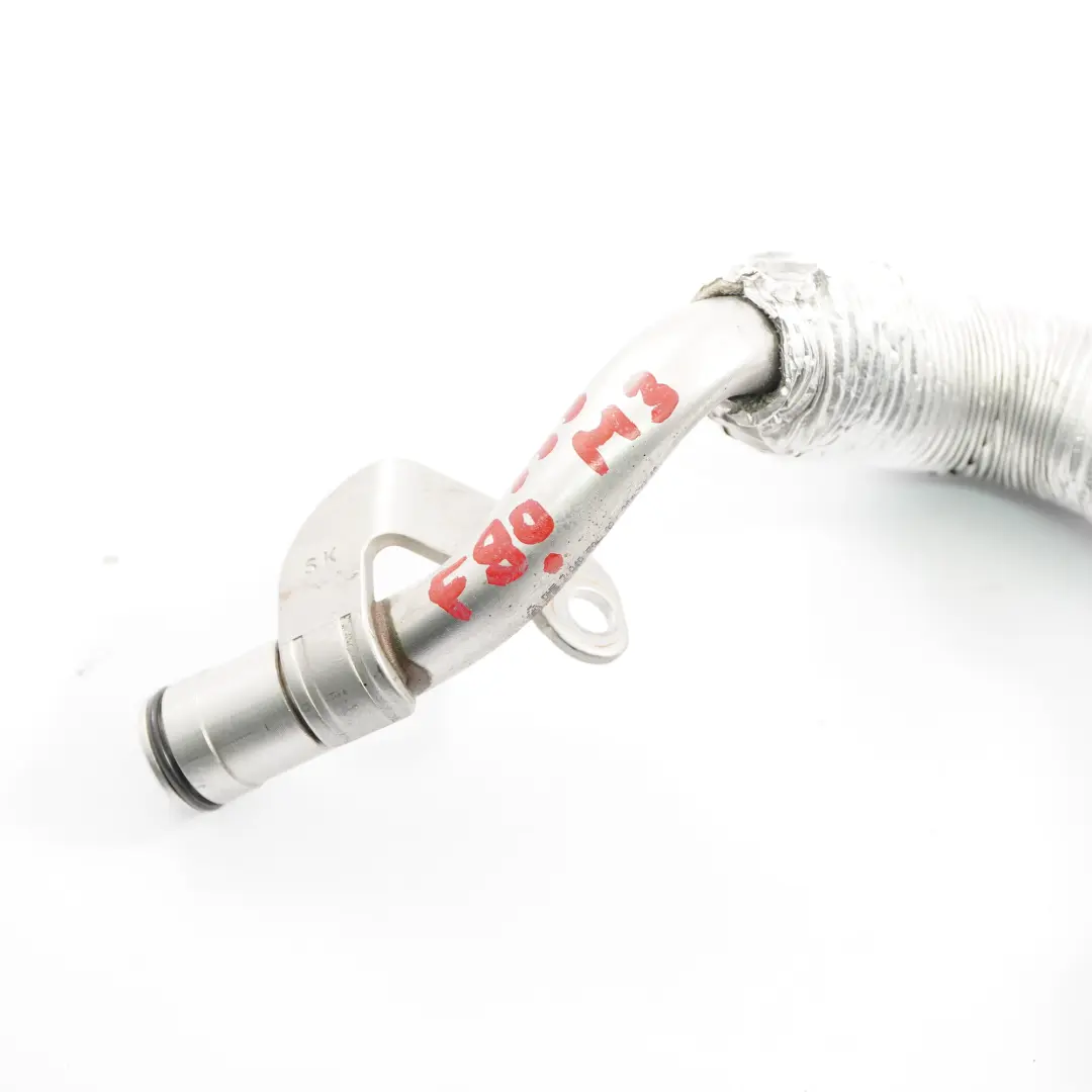 S55 Przewód Wąż Oleju Turbo do BMW F80 M3 F82 M4 o numerze 7848526 BMW F80 M3 F82 M4 S55 Przewód Wąż Oleju Turbo - SKU 7848526 - Numer Części 7848526