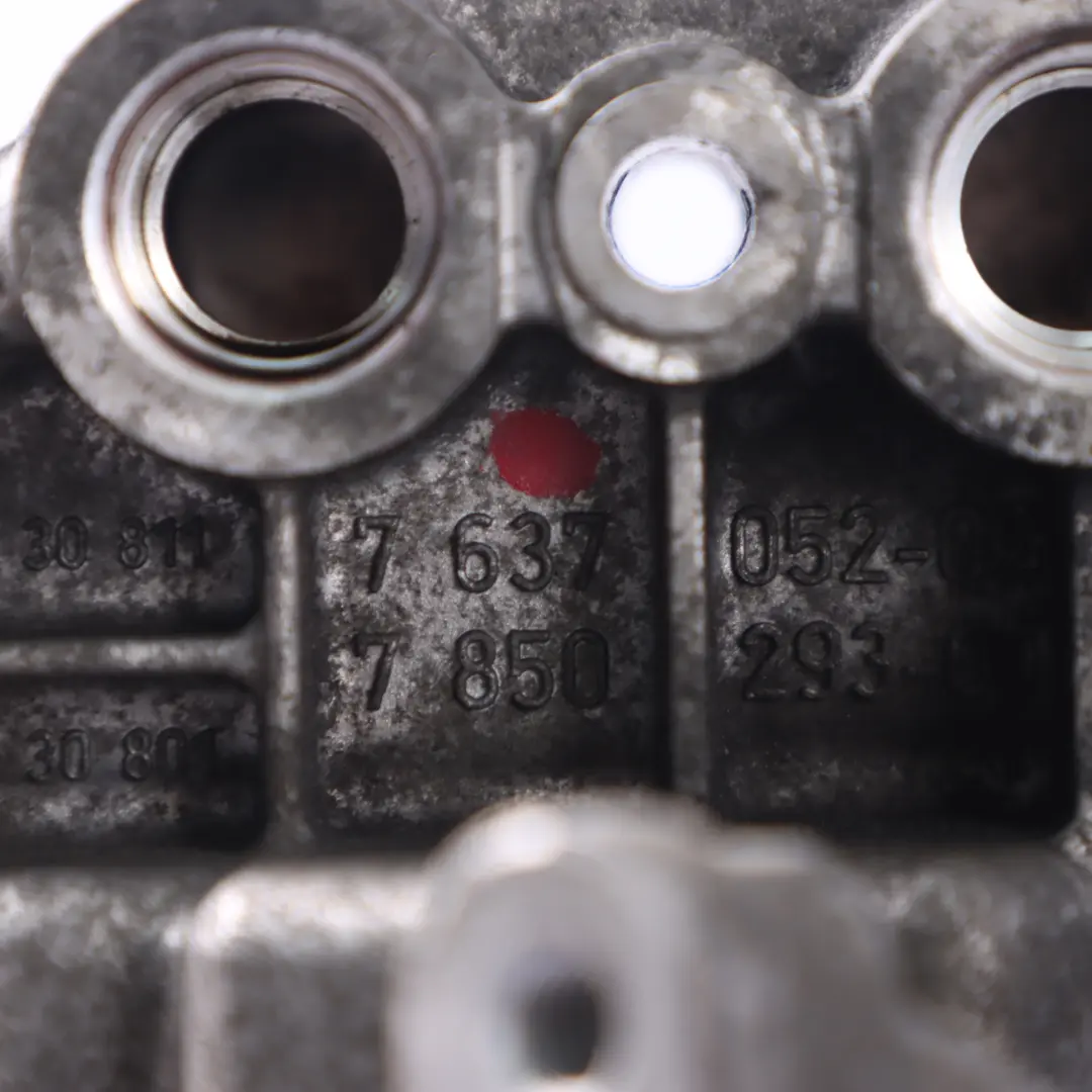 BMW F80 M3 F82 M4 F87 M2 Podstawa Filtra Oleju Z Termostatem - SKU 7850293 - Numer Części 7637052