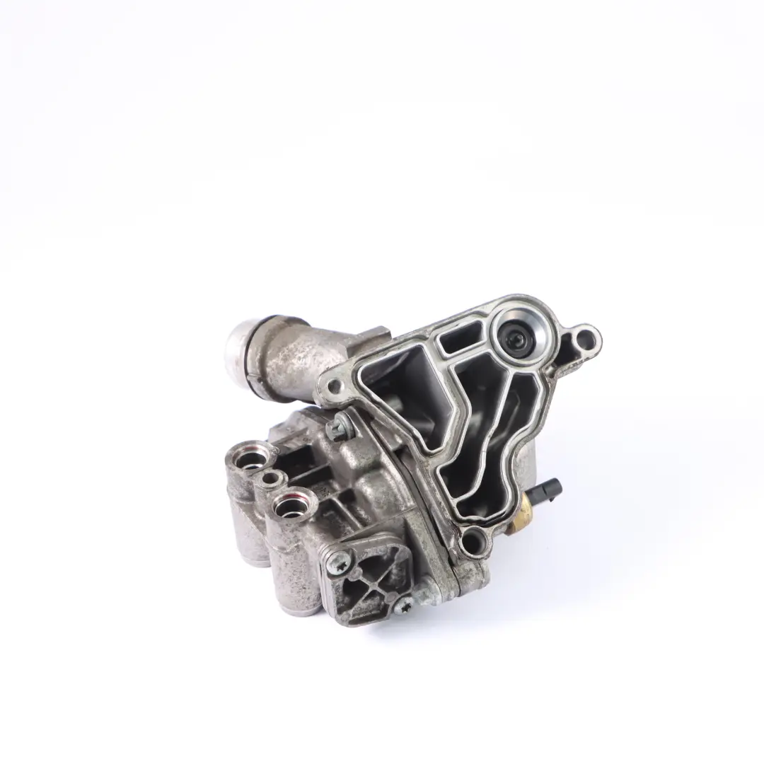  Boîtier BMW F80 M3 F82 M4 F87 M2 Boîtier Filtre à Huile Avec Thermostat - SKU 7850293 - Numéro de pièce 7637052