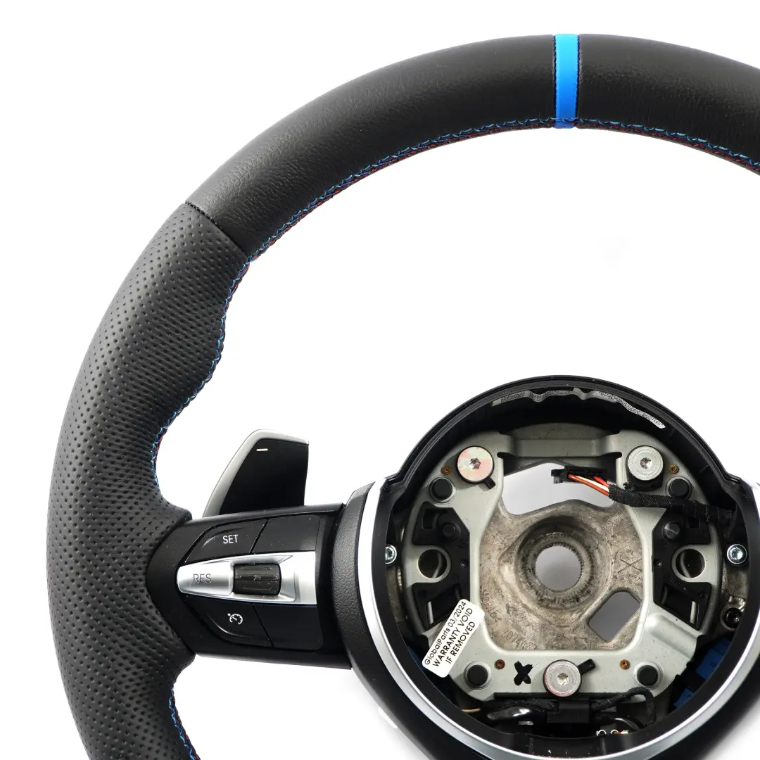Pakiet Sport Kierownica NOWA Czarna Skóra do BMW F20 F21 LCI F30 F32 M o numerze 7850403 BMW F20 F21 LCI F30 F32 M Pakiet Sport Kierownica NOWA Czarna Skóra - SKU 7850403-7 - Numer Części 7850403