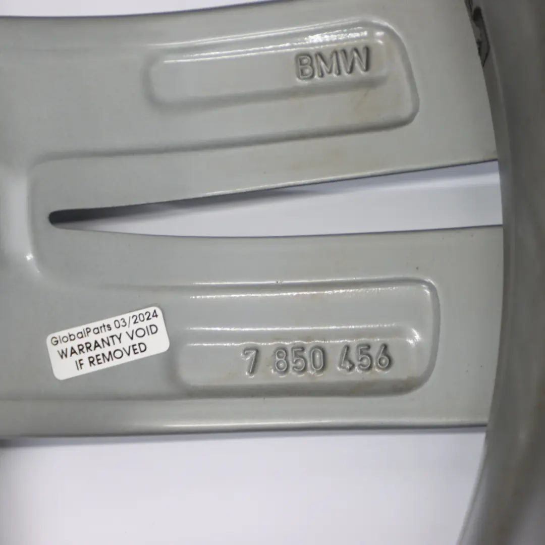 Alufelga 18" M Double Spoke 570 ET:51 7,5J Ferricgrey do BMW X1 F48 o numerze 7850456 BMW X1 F48 Alufelga 18" M Double Spoke 570 ET:51 7,5J Ferricgrey - SKU 7850456-5 - Numer Części 7850456