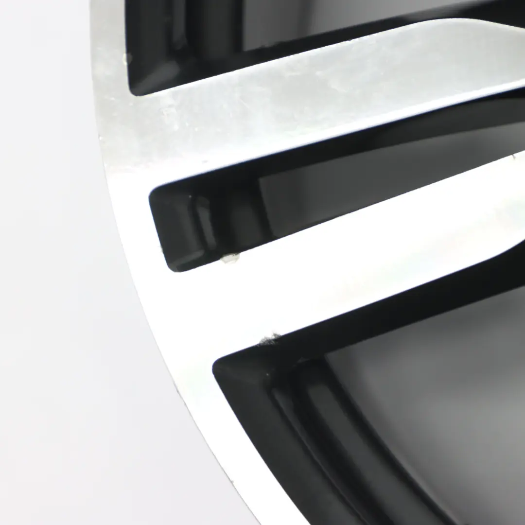 Luce posteriore Cerchio in lega 20" M Doppie razze 648 10J ET:41 per BMW G11 con numero di parte 7850582 BMW G11 Luce posteriore Cerchio in lega 20" M Doppie razze 648 10J ET:41 - SKU 7850582-2 - Numero di parte 7850582