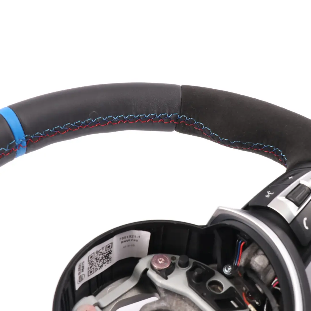 Kierownica M Pakiet Sport NOWA Czarna Skóra Alkantara do BMW F45 F46 o numerze 7851521 BMW F45 F46 Kierownica M Pakiet Sport NOWA Czarna Skóra Alkantara - SKU 7851521-1 - Numer Części 7851521