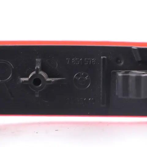 Reflector Lamp BMW G30 G31 M Sport Rear Bumper Red Right O/S to with Part number 7851578 Reflector Lamp BMW G30 G31 M Sport Rear Bumper Red Right O/S - SKU 7851578 - Part number 7851578