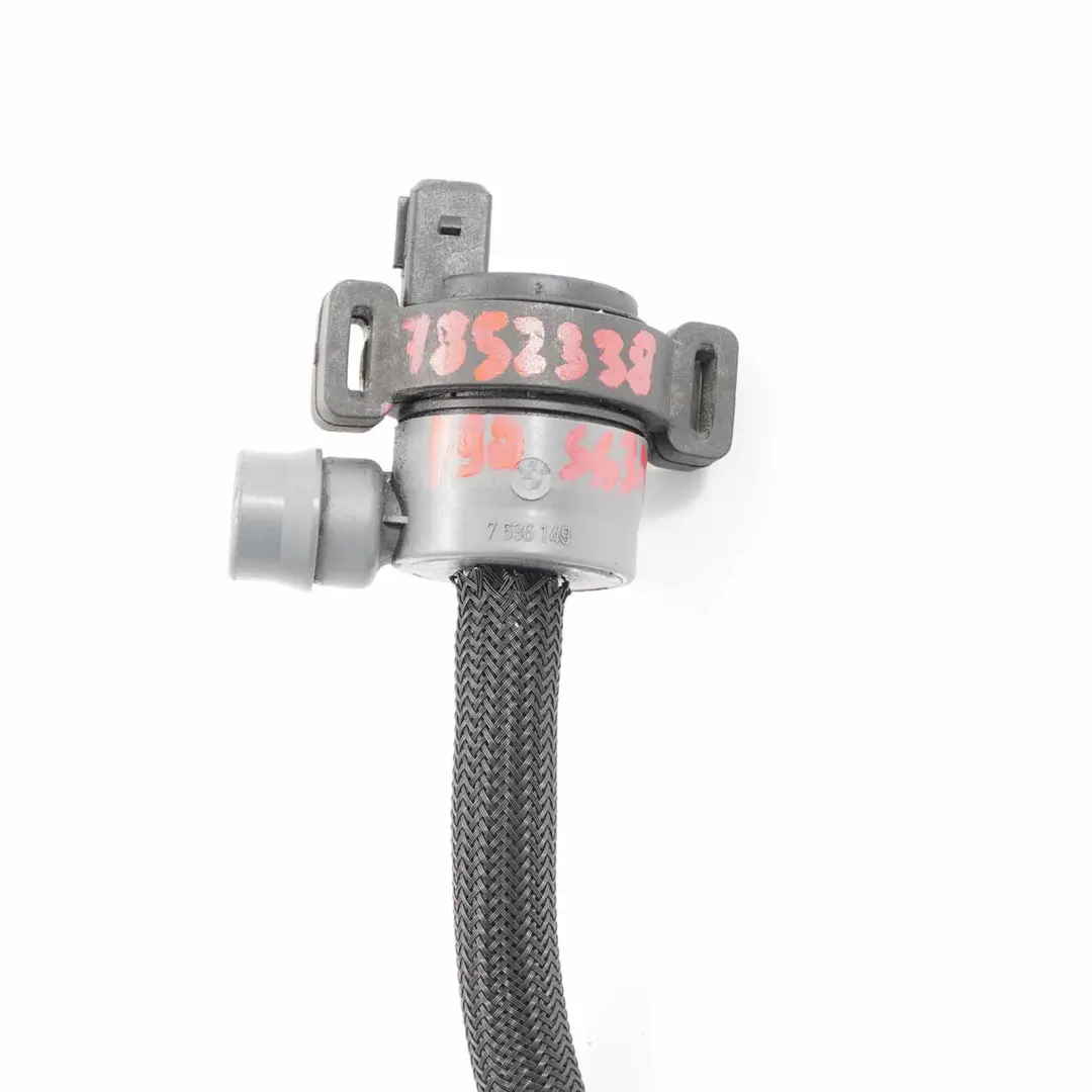 Ventilation Valve BMW F90 M5 F91 M8 S63M Fuel Tank Pipe Cyl. 5-8 to with Part number 7852338 Ventilation Valve BMW F90 M5 F91 M8 S63M Fuel Tank Pipe Cyl. 5-8 - SKU 7852338 - Part number 7852338