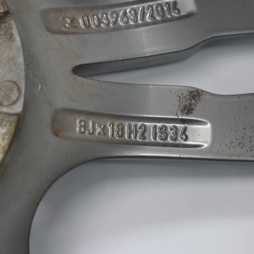 Alu Felge Alufelge 18" M Doppelspeiche 441 8J ET:34 für BMW F30 F31 F32 mit Teilenummer 7852491 BMW F30 F31 F32 Alu Felge Alufelge 18" M Doppelspeiche 441 8J ET:34 - SKU 7852491-2 - Teilenummer 7852491