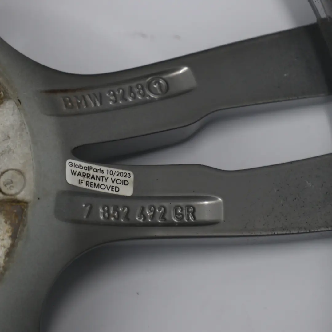 Felga Aluminiowa 18" 8,5J do BMW F30 F32 o numerze 7852492 BMW F30 F32 Felga Aluminiowa 18" 8,5J - SKU 7852492-2 - Numer Części 7852492