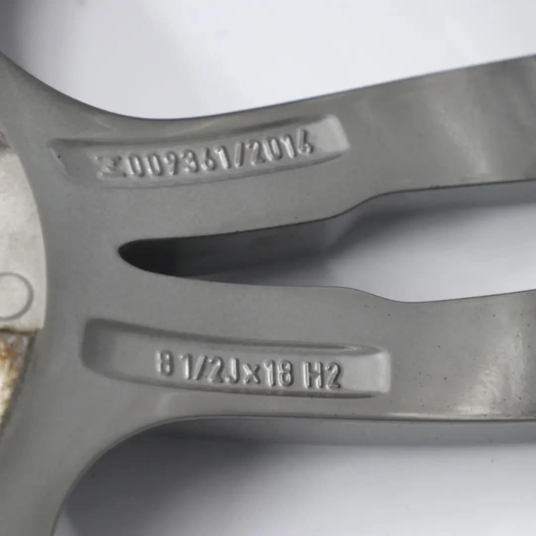 Felga Aluminiowa 18" 8,5J do BMW F30 F32 o numerze 7852492 BMW F30 F32 Felga Aluminiowa 18" 8,5J - SKU 7852492-2 - Numer Części 7852492