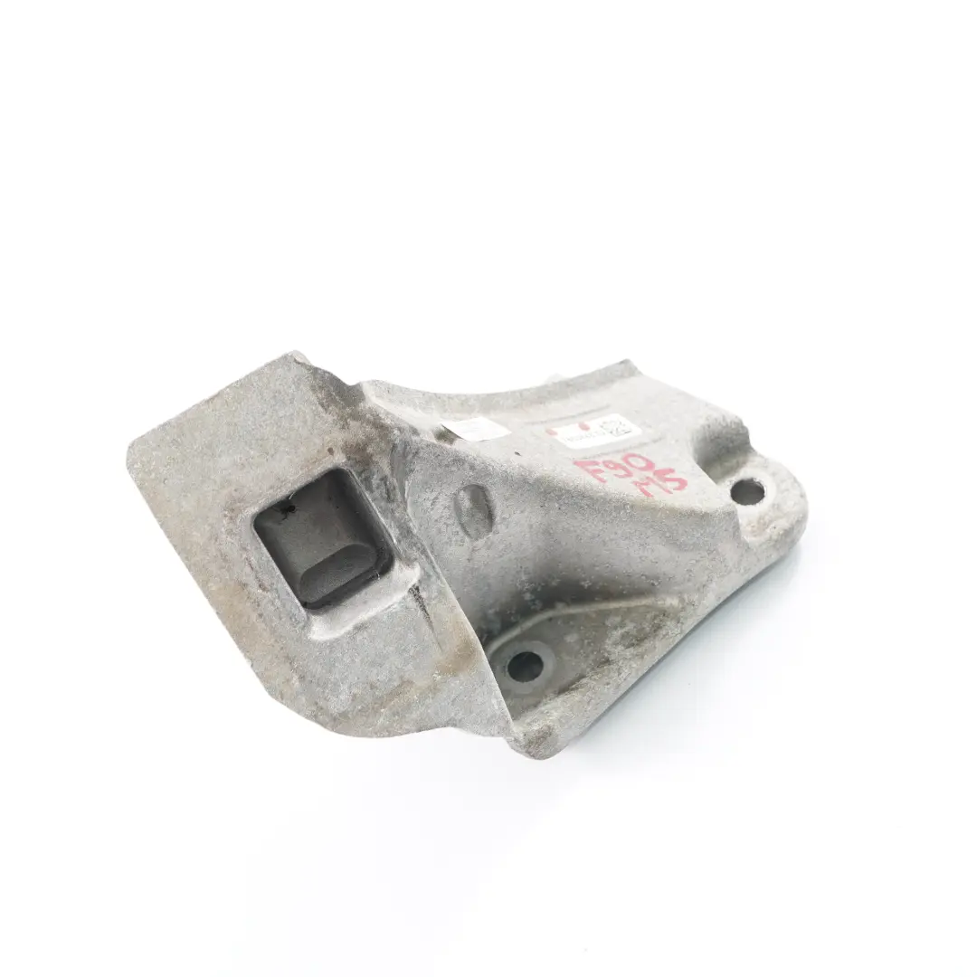 Support Moteur BMW F90 M5 F91 M8 S63M Droite pour à propos du numéro de pièce 7853648 Support Moteur BMW F90 M5 F91 M8 S63M Droite - SKU 7853648 - Numéro de pièce 7853648