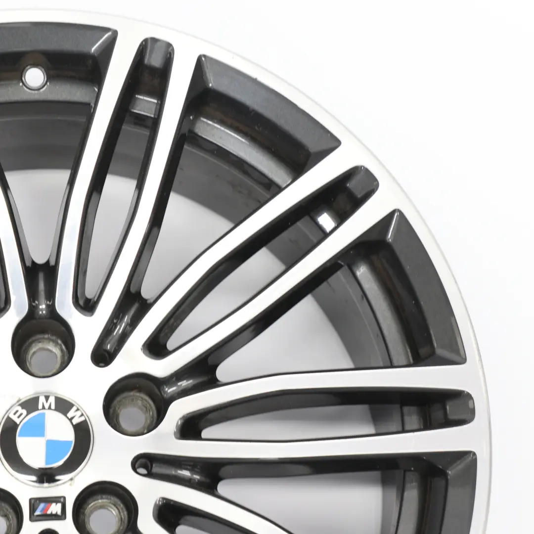 Cerchio in lega leggera M a due razze 664 8J 19" ET:30 per BMW G30 G31 con numero di parte 7855083 BMW G30 G31 Cerchio in lega leggera M a due razze 664 8J 19" ET:30 - SKU 7855083-1 - Numero di parte 7855083
