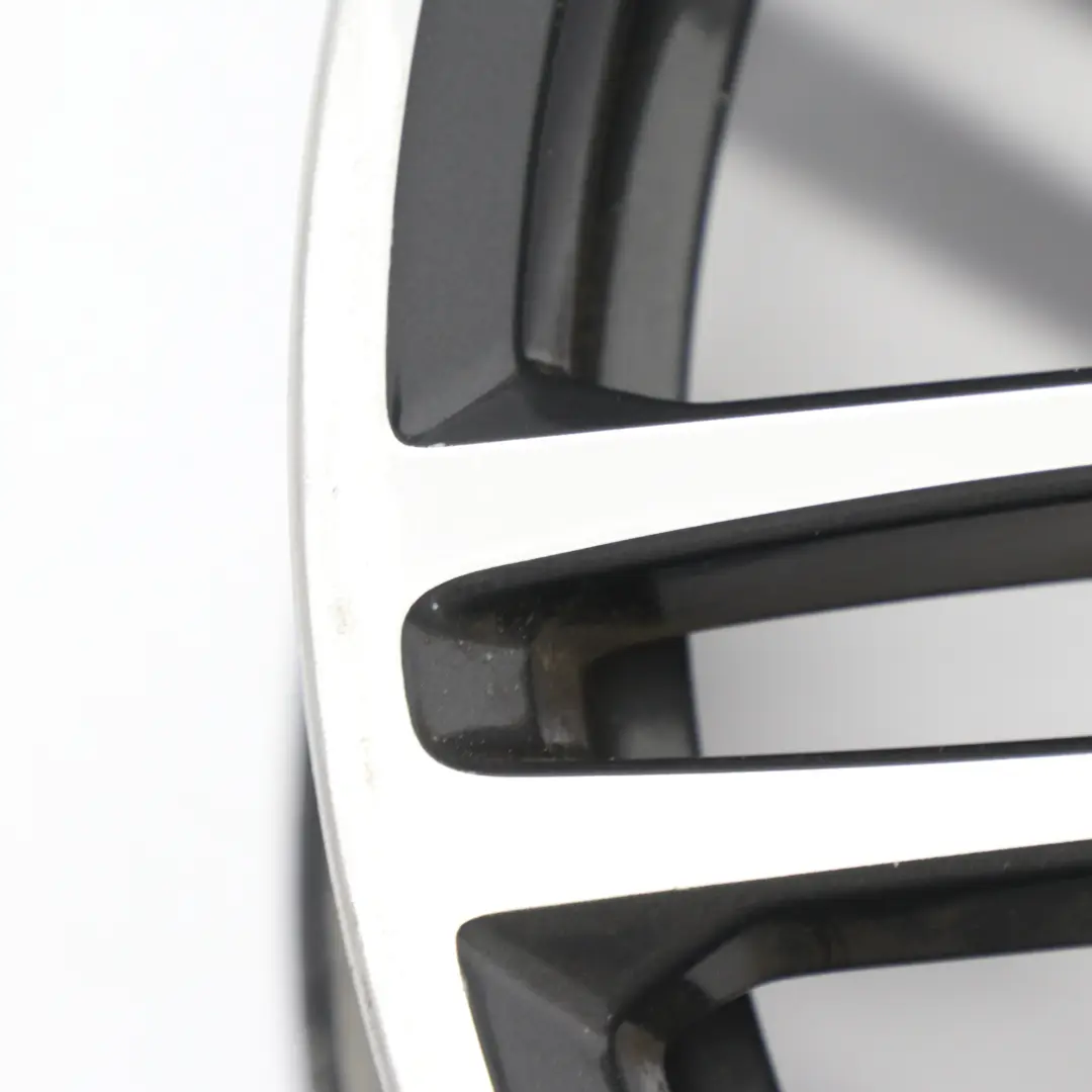 Cerchio in lega leggera M a due razze 664 8J 19" ET:30 per BMW G30 G31 con numero di parte 7855083 BMW G30 G31 Cerchio in lega leggera M a due razze 664 8J 19" ET:30 - SKU 7855083-1 - Numero di parte 7855083