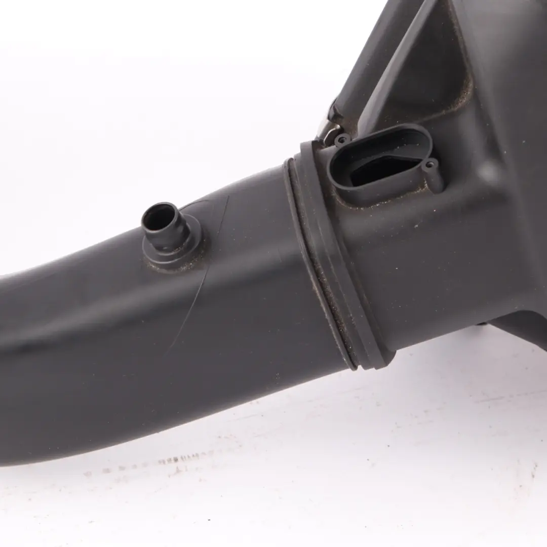 Filter Box N55 Petrol Engine Air Intake Silencer to BMW F87 M2 Air with Part number 7857606 BMW F87 M2 Air Filter Box N55 Petrol Engine Air Intake Silencer - SKU 7857606 - Part number 7857606