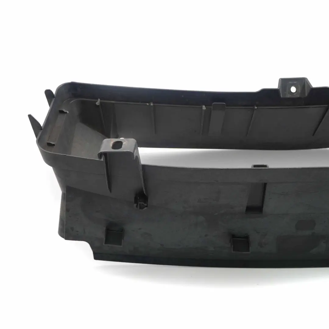 Conducto de Aire Entrada Canal Guía Embellecedor Inferior para BMW E82 E88 con número de pieza 7891273 BMW E82 E88 Conducto de Aire Entrada Canal Guía Embellecedor Inferior - SKU 7891273 - Número de pieza 7891273