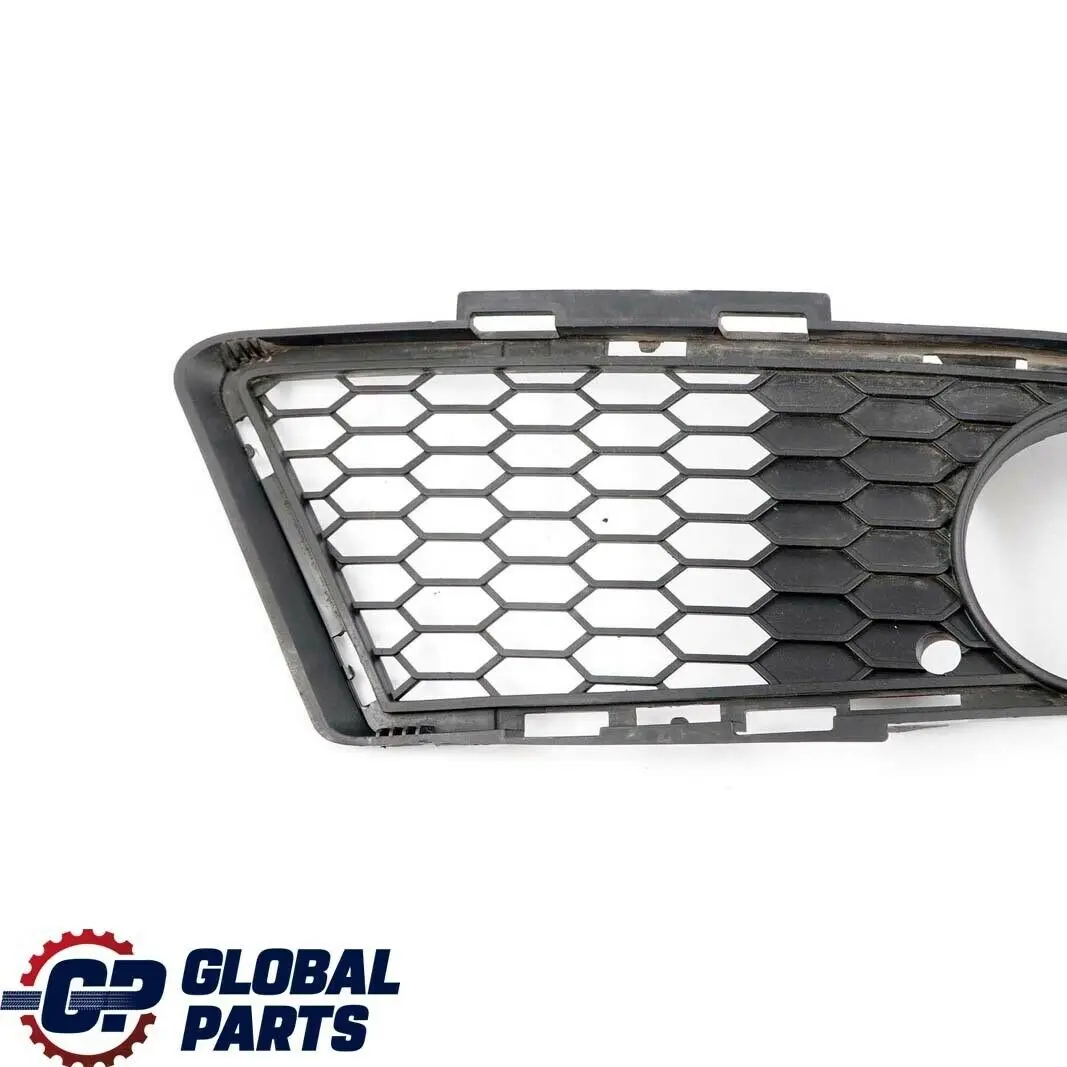 Grata Laterale Frontale Destra 5111 per BMW E90 E91 LCI M Sport con numero di parte 7891396 BMW E90 E91 LCI M Sport Grata Laterale Frontale Destra 5111 - SKU 7891396 - Numero di parte 7891396