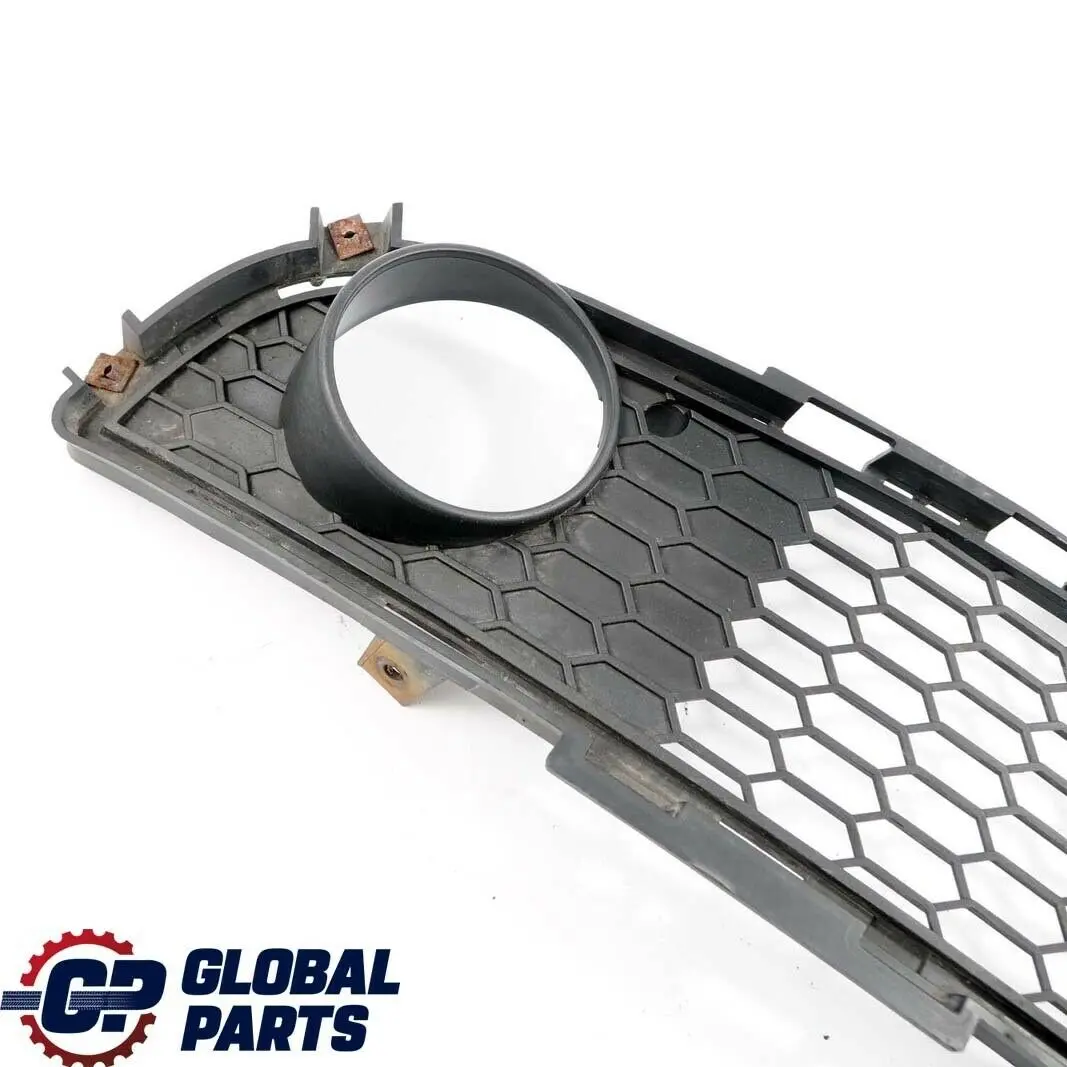 Grata Laterale Frontale Destra 5111 per BMW E90 E91 LCI M Sport con numero di parte 7891396 BMW E90 E91 LCI M Sport Grata Laterale Frontale Destra 5111 - SKU 7891396 - Numero di parte 7891396