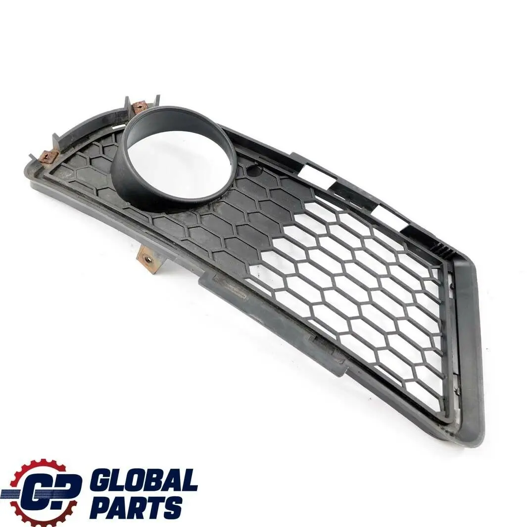 Grata Laterale Frontale Destra 5111 per BMW E90 E91 LCI M Sport con numero di parte 7891396 BMW E90 E91 LCI M Sport Grata Laterale Frontale Destra 5111 - SKU 7891396 - Numero di parte 7891396