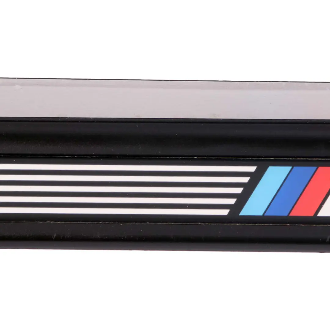 Strip Panel Entrance Front Right Trim pour BMW E46 M3 Cabrio Coupe Cover à propos du numéro de pièce 7891928 BMW E46 M3 Cabrio Coupe Cover Strip Panel Entrance Front Right Trim - SKU 7891928 - Numéro de pièce 7891928