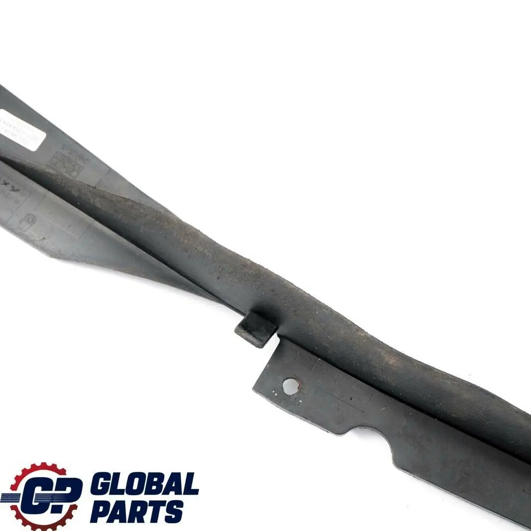 Staulippe Destra Passaruota Posteriore per BMW E90 E91 LCI con numero di parte 7892698 BMW E90 E91 LCI Staulippe Destra Passaruota Posteriore - SKU 7892698 - Numero di parte 7892698