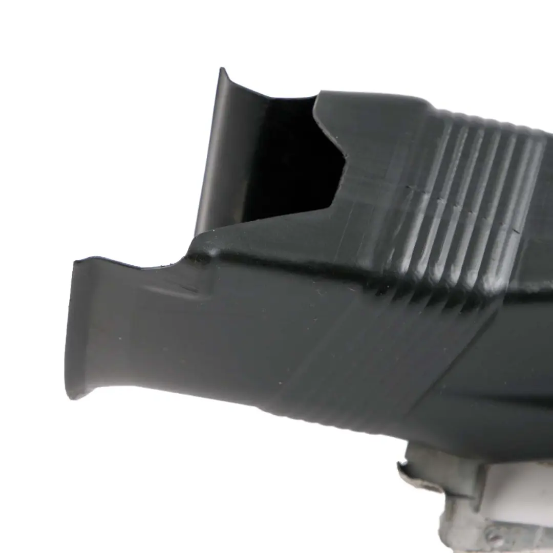 Duct Intake BMW E46 M3 Front Right Brake Channel O/S to Air with Part number 7892786 Air Duct Intake BMW E46 M3 Front Right Brake Channel O/S - SKU 7892786 - Part number 7892786