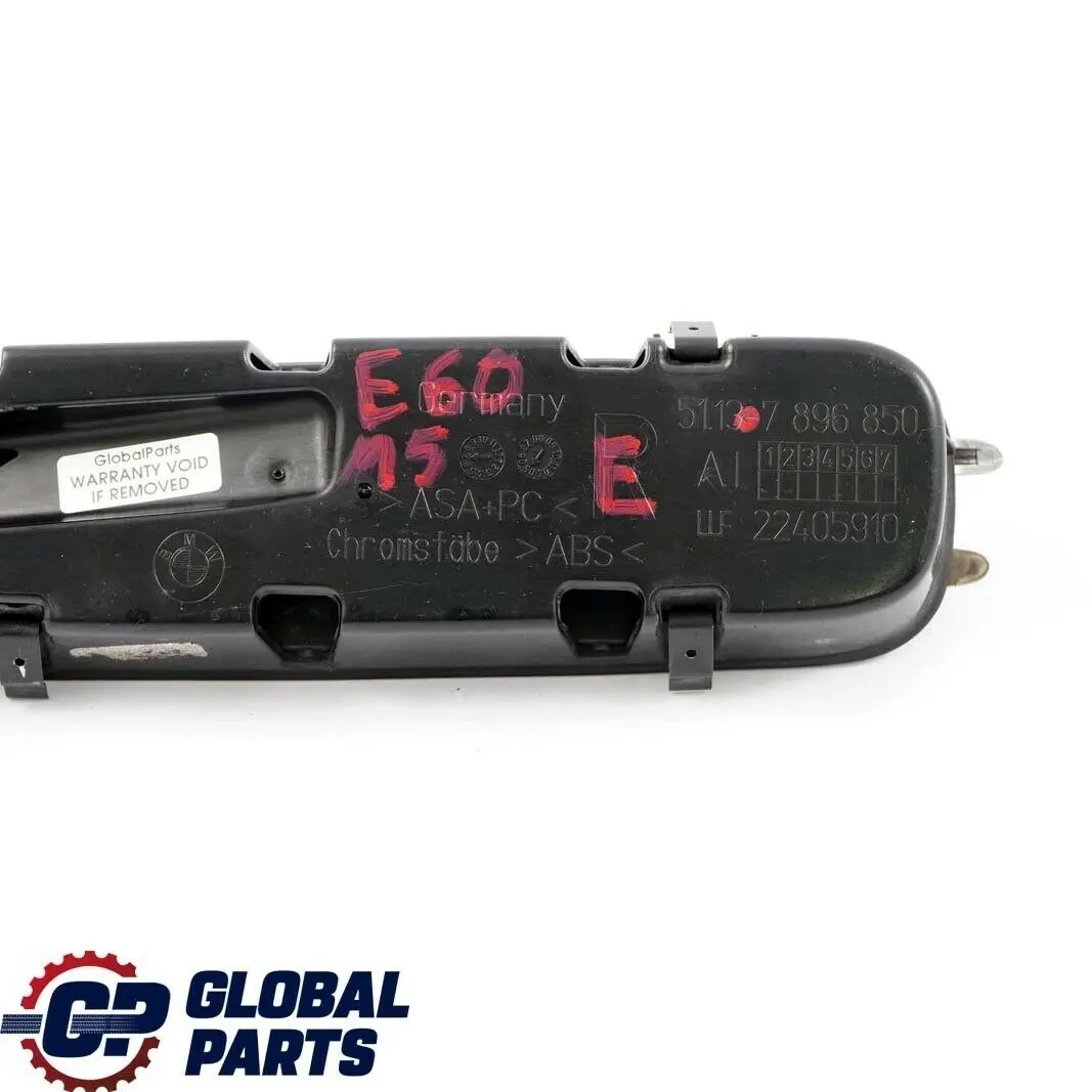 Parrilla Panel Lateral Delantero Derecho para BMW E60 E61 LCI M5 con número de pieza 7896850 BMW E60 E61 LCI M5 Parrilla Panel Lateral Delantero Derecho - SKU 7896850 - Número de pieza 7896850